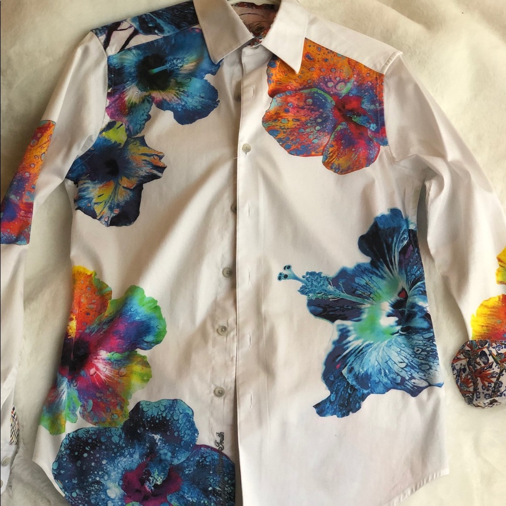 ROBERT GRAHAM - XS - Nyali